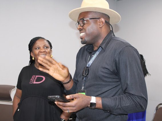 A presentation moment during the session.